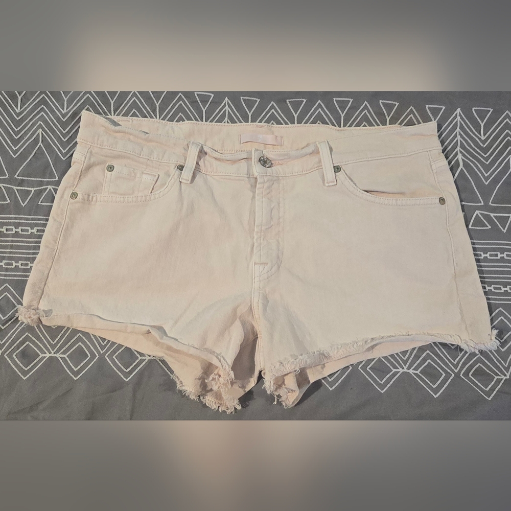 7 For All Mankind Pink Shorts Size 31
